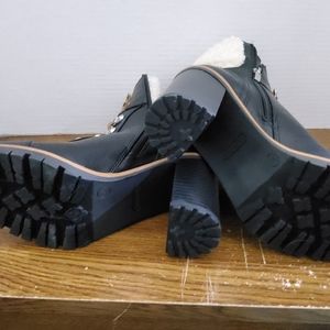 Nine West lug sole bootie sz 6 m blk